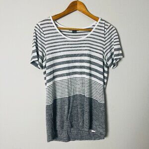 2/$30 Vince Striped Gray White Short Sleeve Crew Neck Tee Top Small